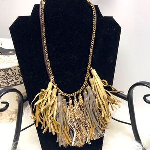 Statement necklace